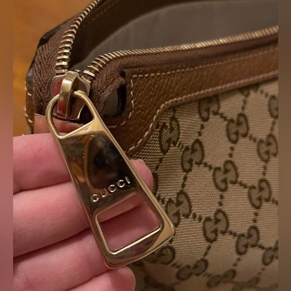 Gucci Bree GG Monogram Hobo Bag 👜 Excellent Preloved Condition w/ Dustbag & COA - Picture 9 of 17